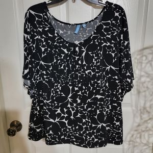 B-slim Pullover Peplum Black & White Top Women's Size XL